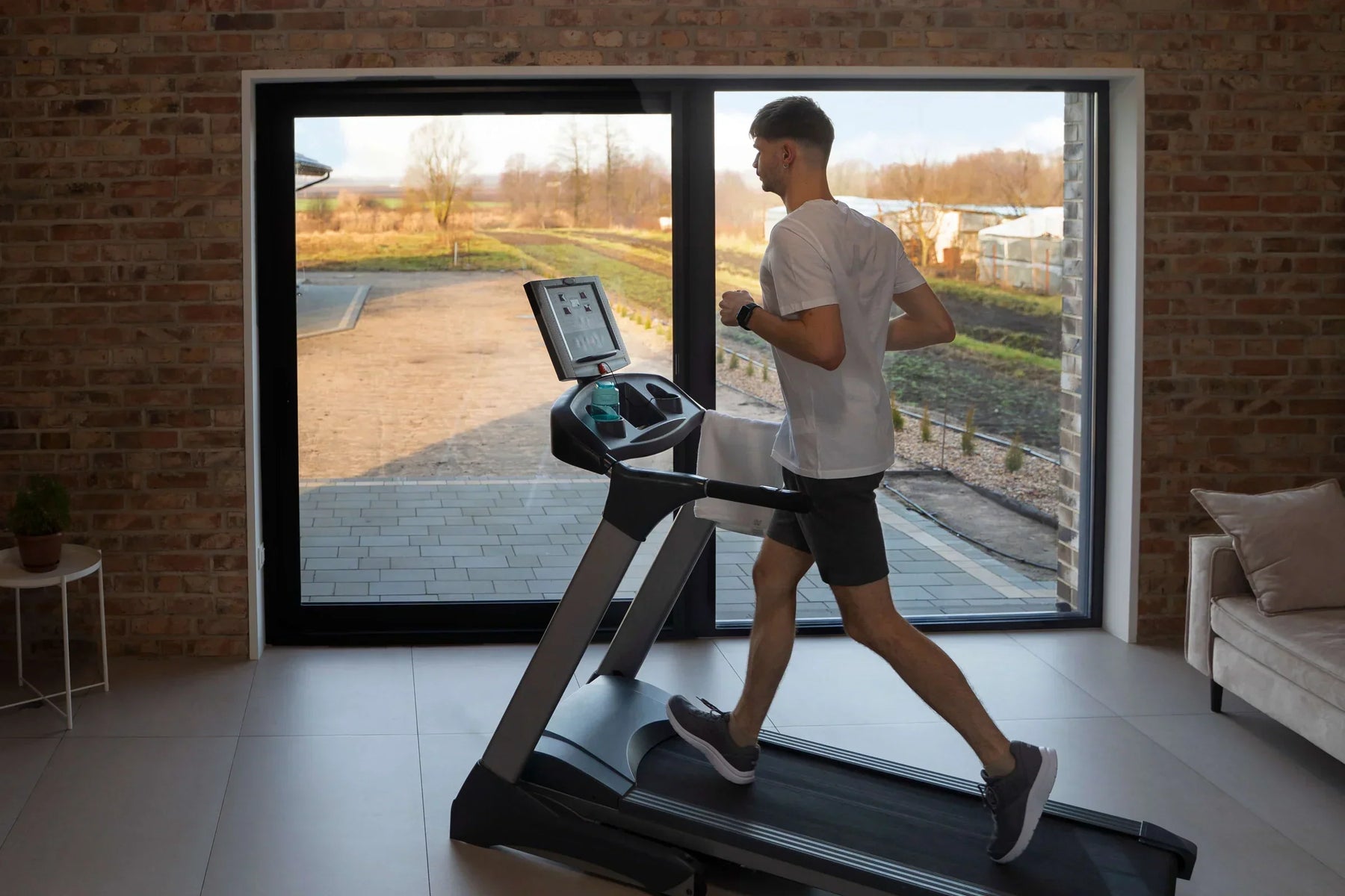 How to Lose Weight on a Treadmill: Best Workouts & Tips