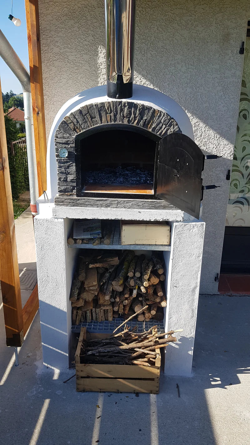 Authentic Ventura Premium Black Pizza Oven Wood-fired Traditional Handmade High-quality Outdoor Cooking Crust Flavorful Heat Insulation Design